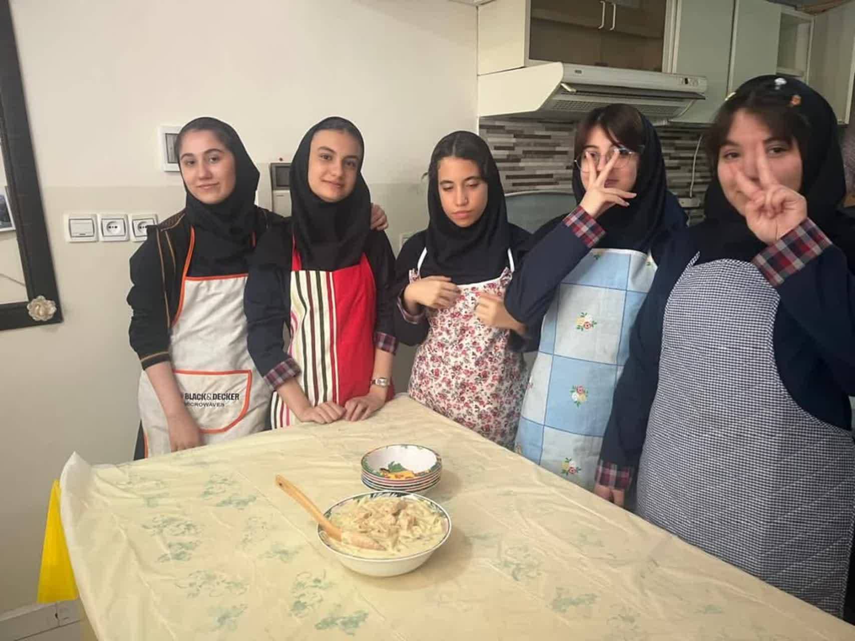 متوسطه اول پروین اعتصامی