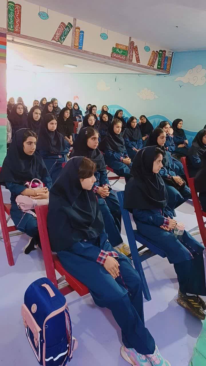 مراسم بازگشایی مدرسه